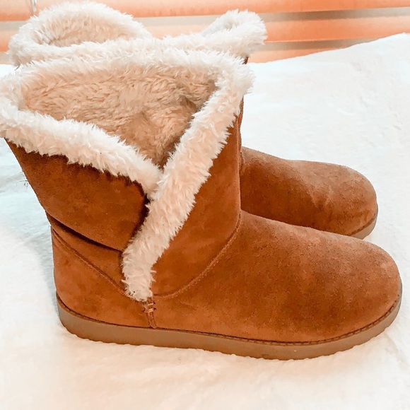 Universal Thread Shoes Daniah Suede Winter Boots Poshmark